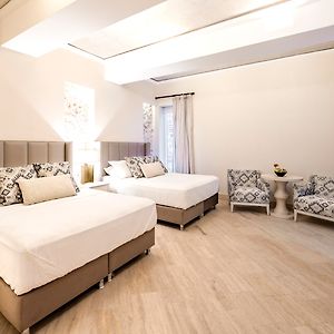 Habitación Superior con 2 Camas Individuales